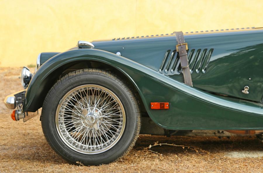 Детали экстерьера Morgan Roadster 2005 года  (фото 53 из 146)